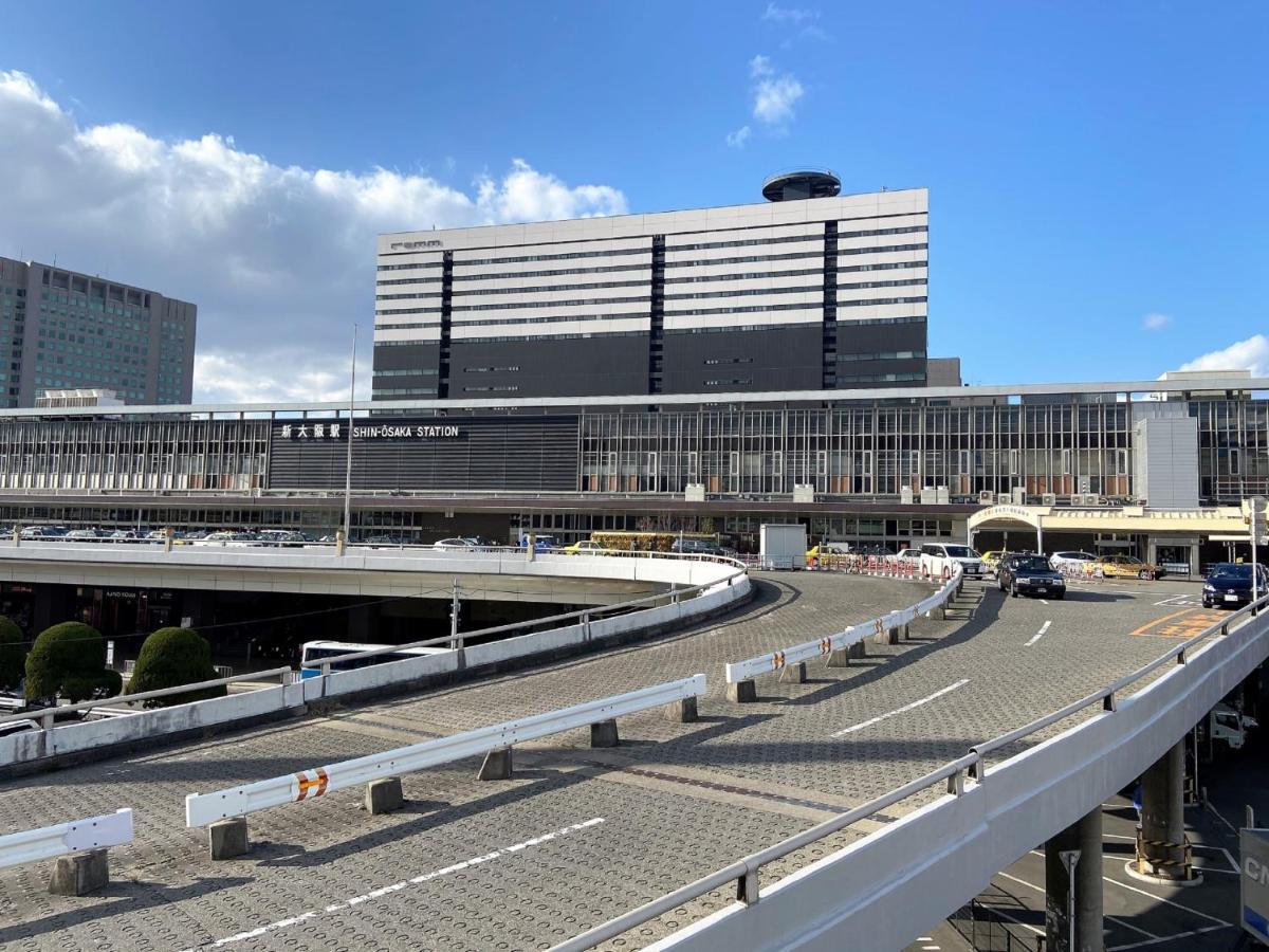 Apa Hotel Shin Osaka Esaka Ekimae Suita Exterior photo